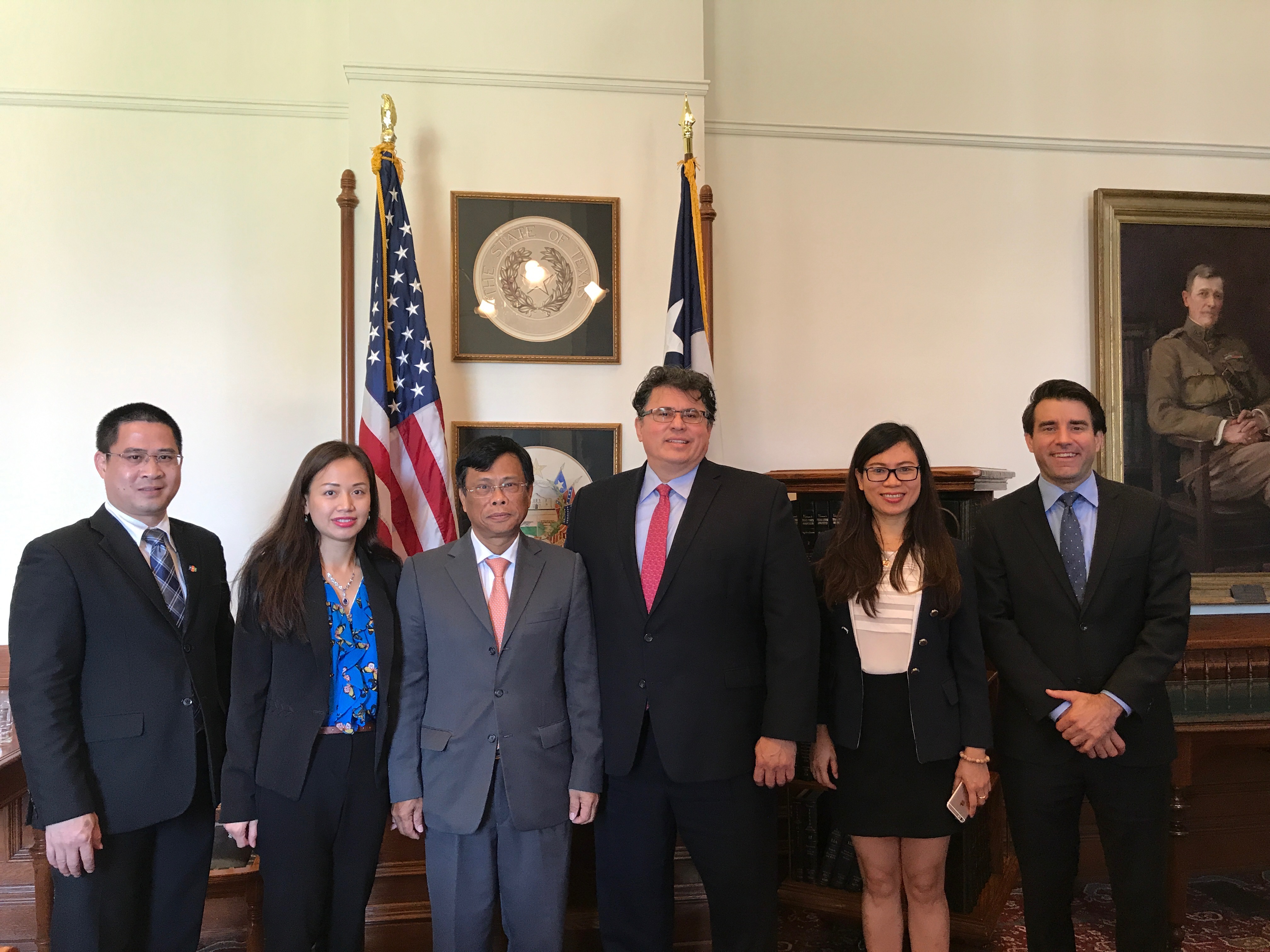 CG LQH and Consulate staff visit Texas Secretary of State Rolando Pablos August 10 2017.JPG